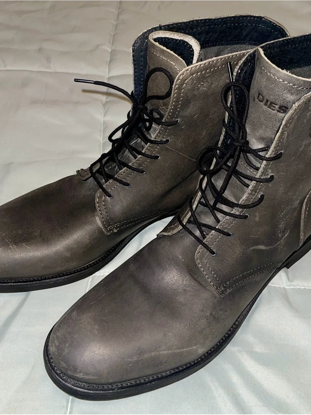 Diesel Men's Charcoal Distressed Gray Leather Chukka Boots Vintage